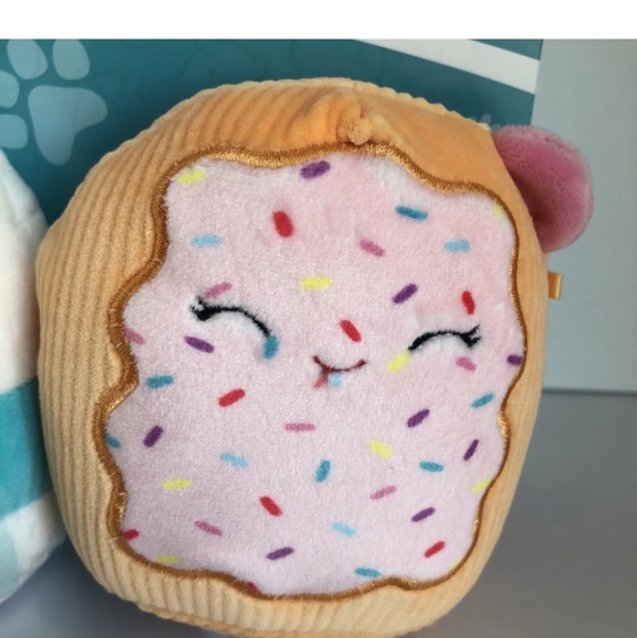 *ORIGINAL SQUISHMALLOW 4" Squeaky DOG TOYS! Set of TWO! Melly & Fresa Milk New - Picture 3 of 6